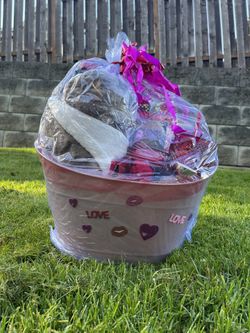 Valentines Gift basket. See Description Below!