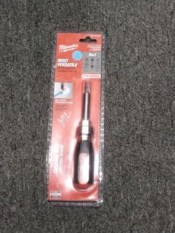MILWAUKEE 9-IN-1 MULTI-BIT DRIVER