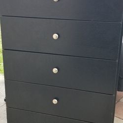 5 DRAWER BLACK DRESSER 
