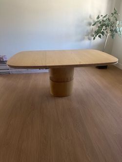 crate and barrel table
