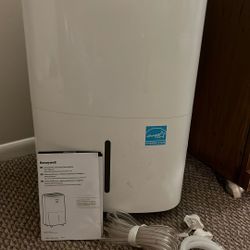 Like New - Honeywell Dehumidifier 