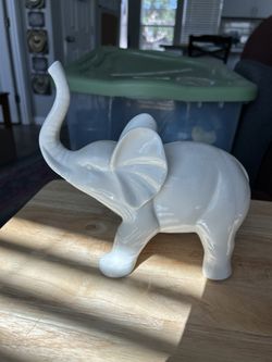 Glass Elephant