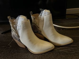 Women’s ankle boots