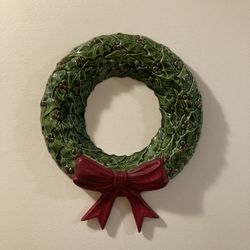 Ceramic Christmas  Wreath with Cranberries 1977