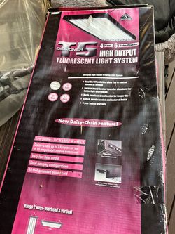 Complete 4x8 Hydroponic Setup - FastFit Stand, Flood Tray, Trellis & T5 Light