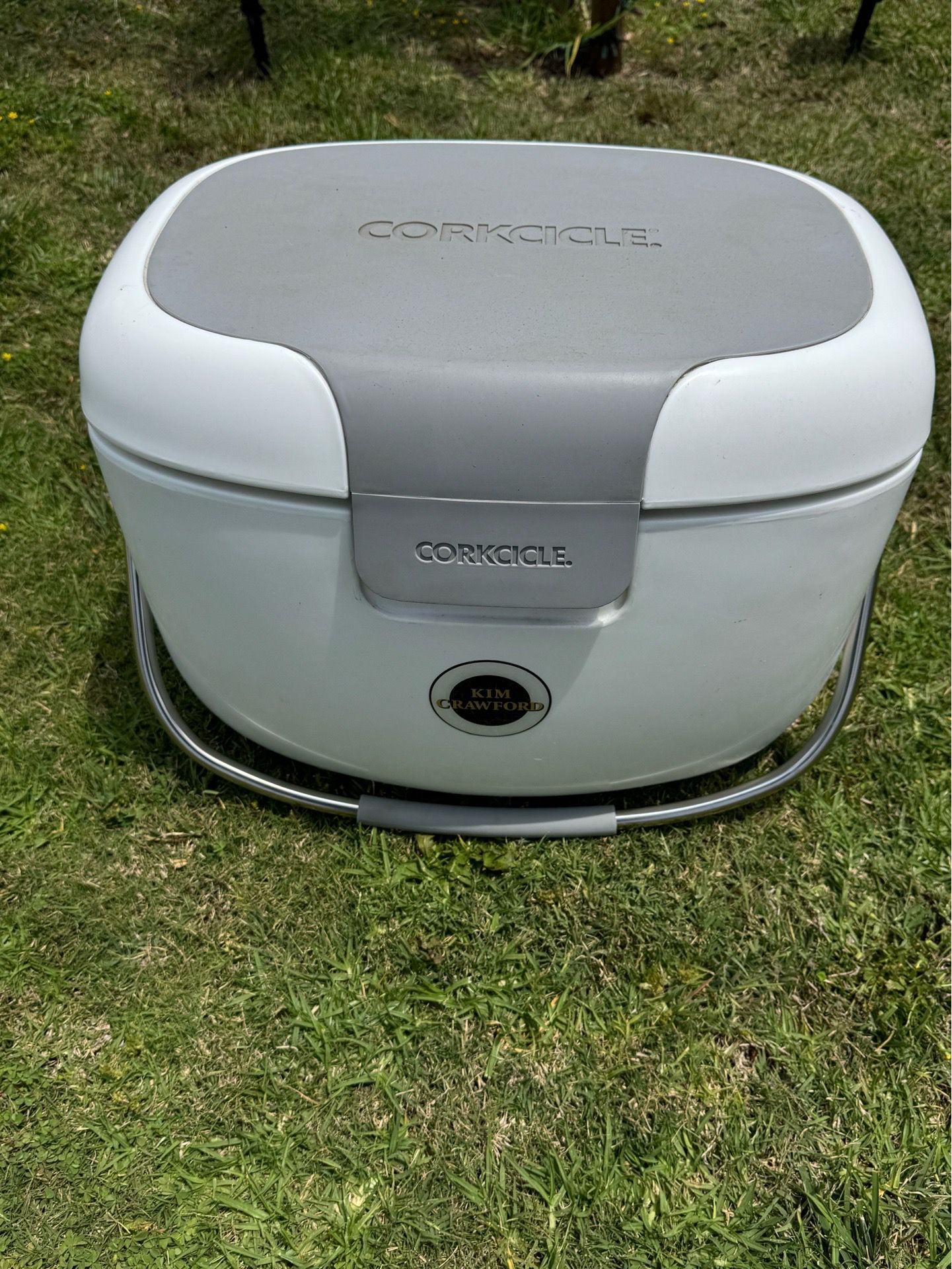 Corkcicle cooler chilpod