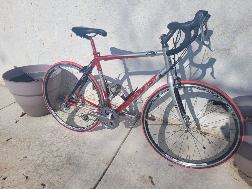 Trek Road Bike