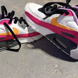 Girls Nike Air Max’s