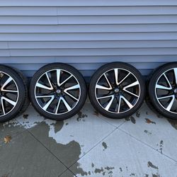 21” Volvo Wheels and Tires