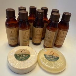 Disney Aulani Hawaii H2O+ Sea Salt Hotel Toiletries Shampoo Lotion BodyWash Soap 11pc