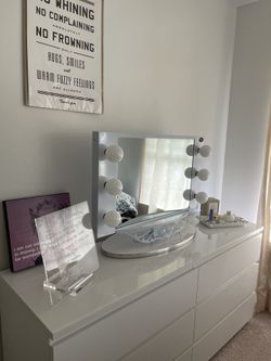 Gorgeous Mirror With Lights Sen