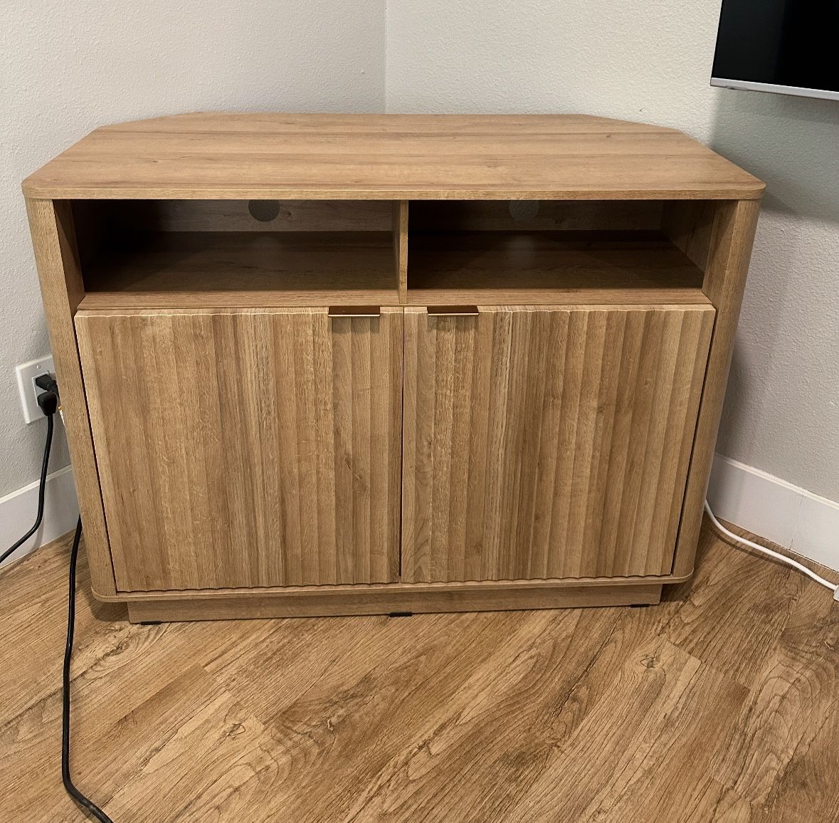 Modern Fluted Door TV Stand