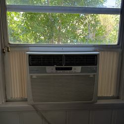 Frigidaire 10,000 BTU Window AC – Digital Control – $180 (Los Angeles)