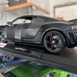 Audi R8 Toy Car 1:18
