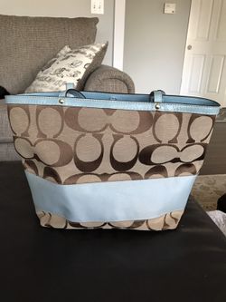 Coach Shoulder Bag