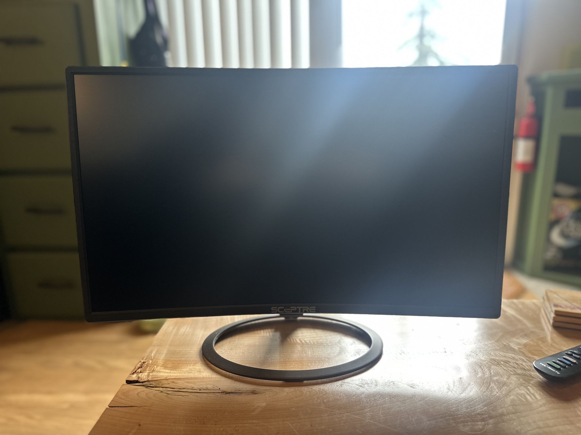 SCEPTRE 24” Curved Monitor