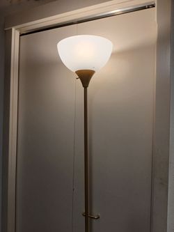 Standing floor lump