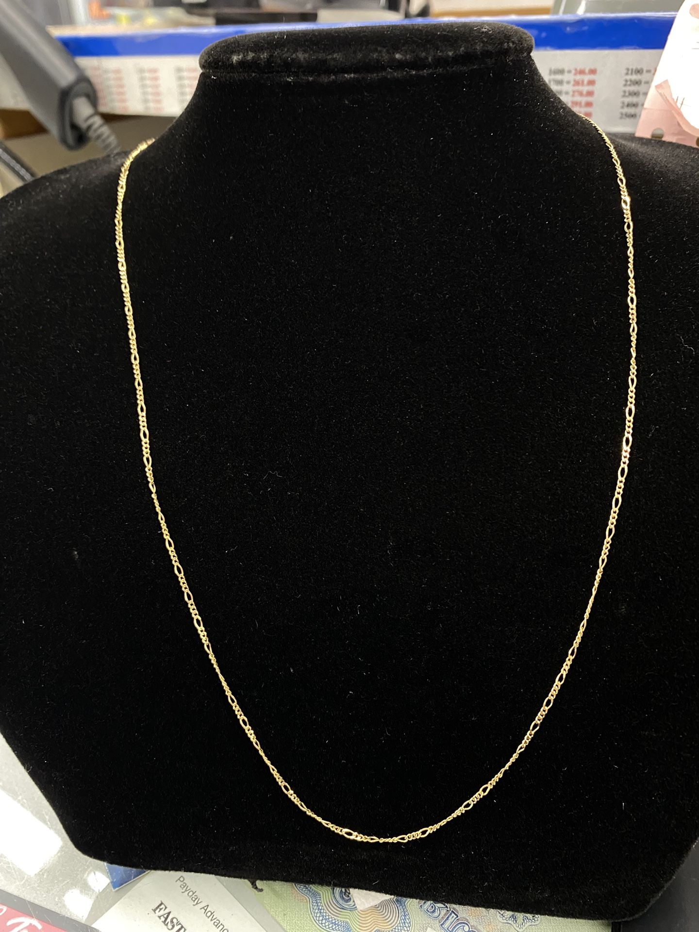 $275 Yellow Gold Figaro Chain