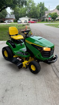 John Deere S220 hidrostatic 42" Zero riding lawnmower