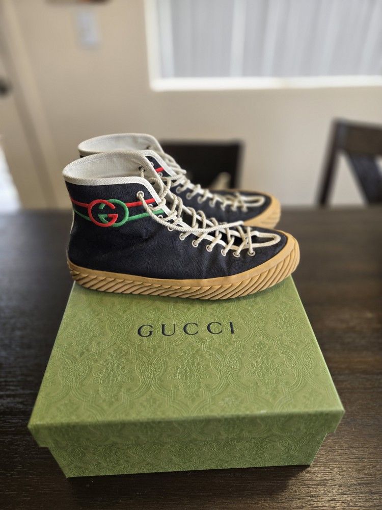 Authentic Gucci Shoes With Box And Receipt