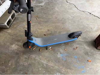 Ninebot E Scooter