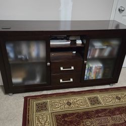 TV  CONSOLE 