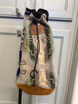 Beautiful Vintage Pendleton Wool Patterned Drawstring Bucket Bag Backpack