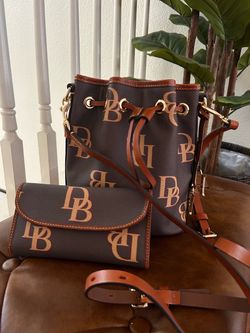 Dooney & Bourke brown set