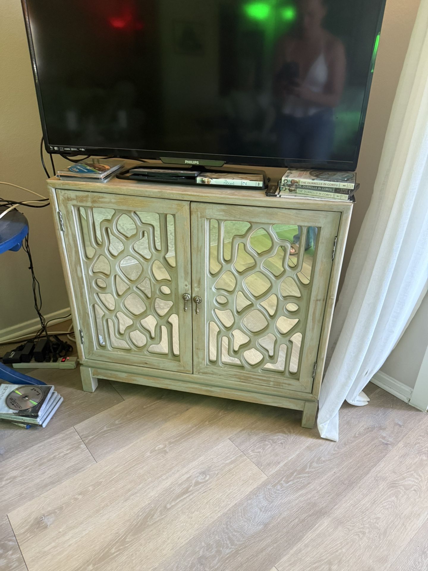 Cute Chic Tv Cabinet