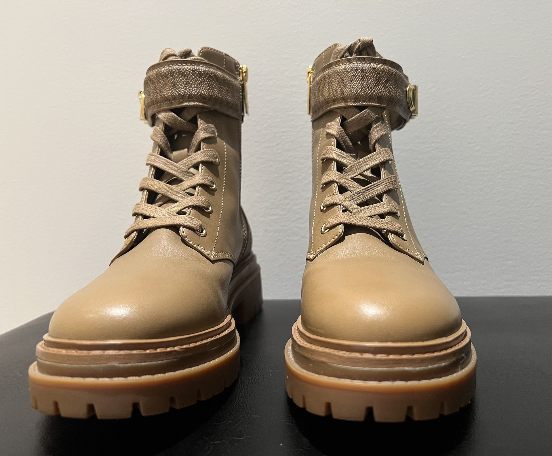 Michael Kors Parker Leather Combat Boot Size: 6