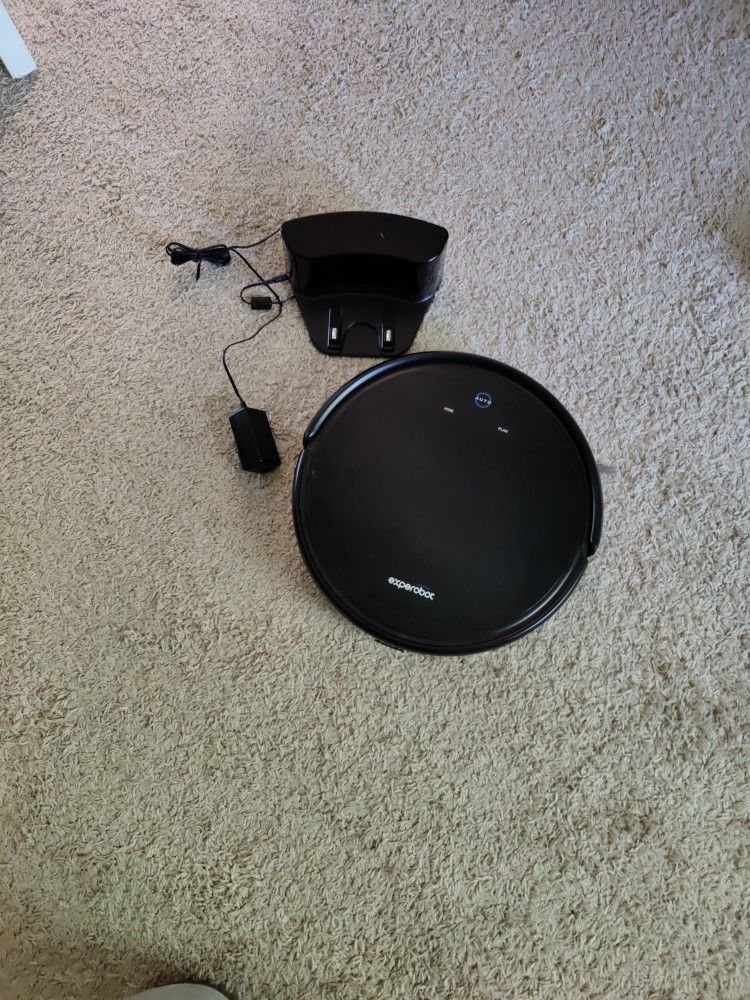 Robot vacuum cleaner - great condition