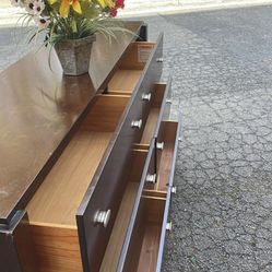 Modern Solid Wood Long Dresser With Big Drawers . Drawers Sliding Smoothly. Delivery Available 