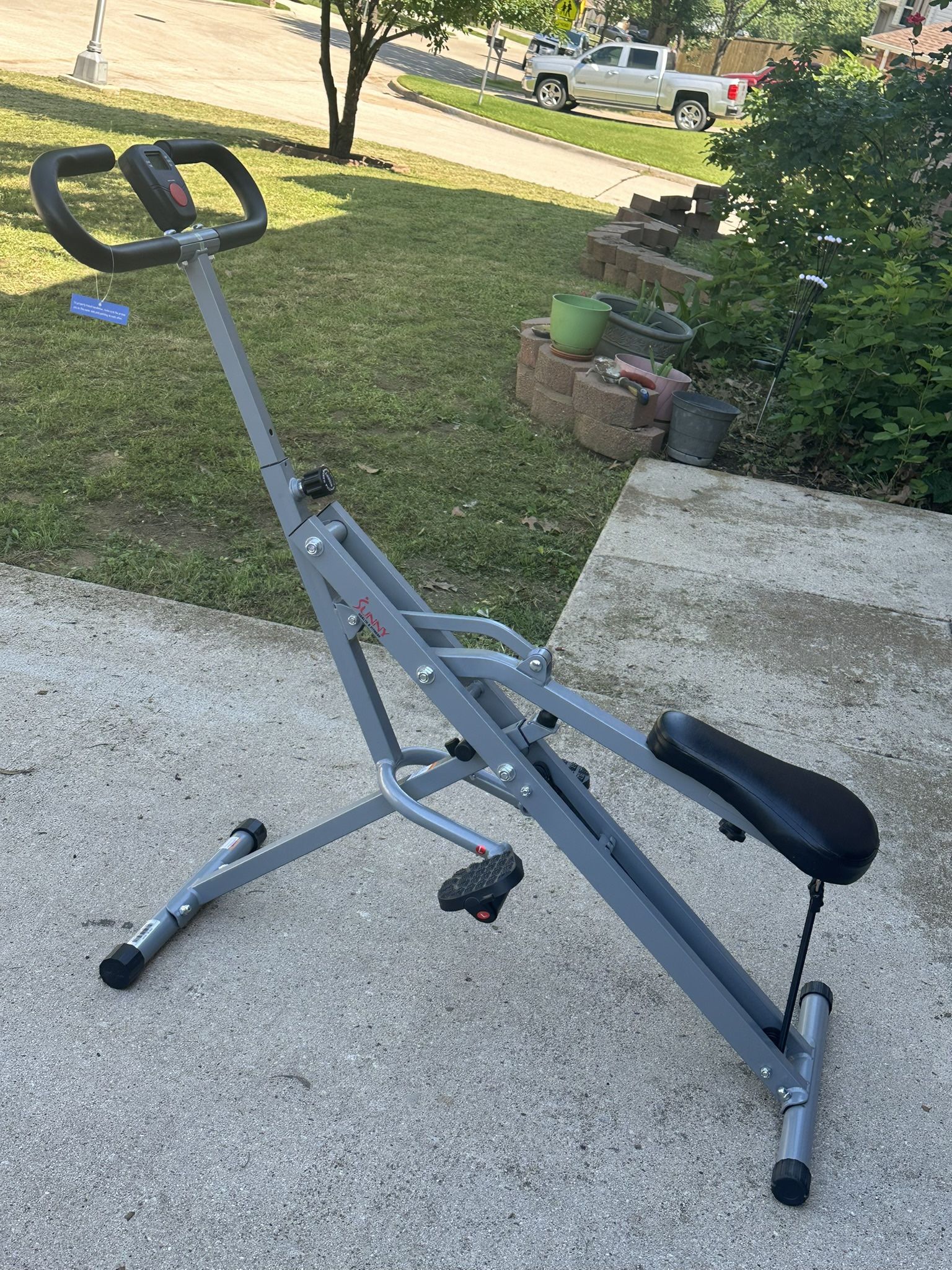 Squat Exercise Machine
