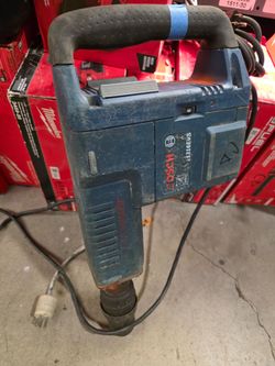 Bosch 14 Amp 1-9/16 in. Corded Variable Speed SDS-Max Concrete Demolition Hammer with Carrying Case