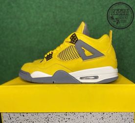 Lightning 4s Size 11 