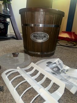Old Fashioned ice cream maker