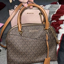 Michael Kors Crossbody Bag 