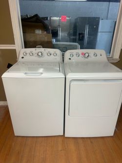 Washer and dryer set