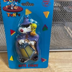 Vintage Looney Tunes Sylvester Tweety Bird Sherlock Holmes Night Light Sealed