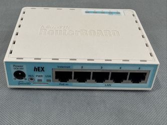 Mikrotik RB750Gr3 hEX Router
