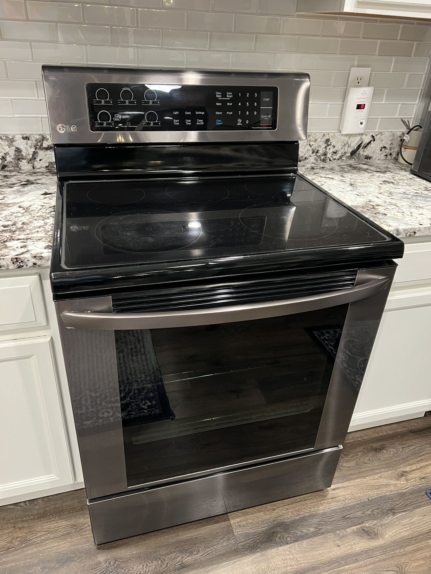 LG Electric Glass Top Range - Good Condition