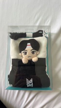 TinyTan Jin Hand Warmer Pouch