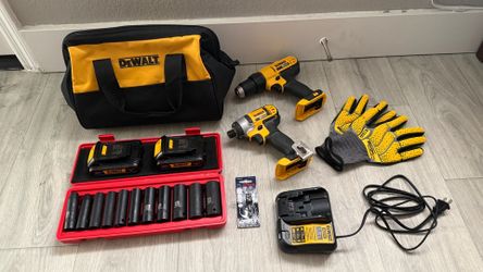 Drill + Impact Set - dewalt, never used