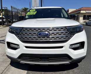 2020 Ford Explorer
