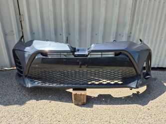 2017 2018 2019 TOYOTA COROLLA SE XSE FRONT BUMPER COVER AFTERMARKET USED