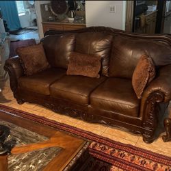 leather couch set 