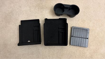 2021-2024 Tesla Y, Tesla 3 Arm Rest Organizer