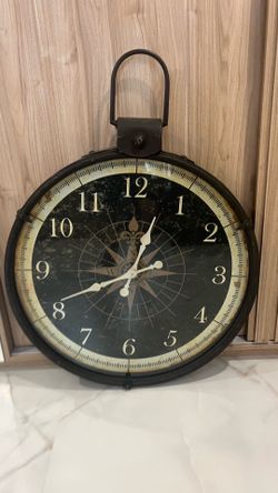 Large Farmhouse Antique Clock