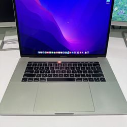 MacBook Pro 15” (2016) - i7, 16GB RAM, 512GB SSD - New Battery!