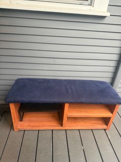 Entryway bench with shoe storage